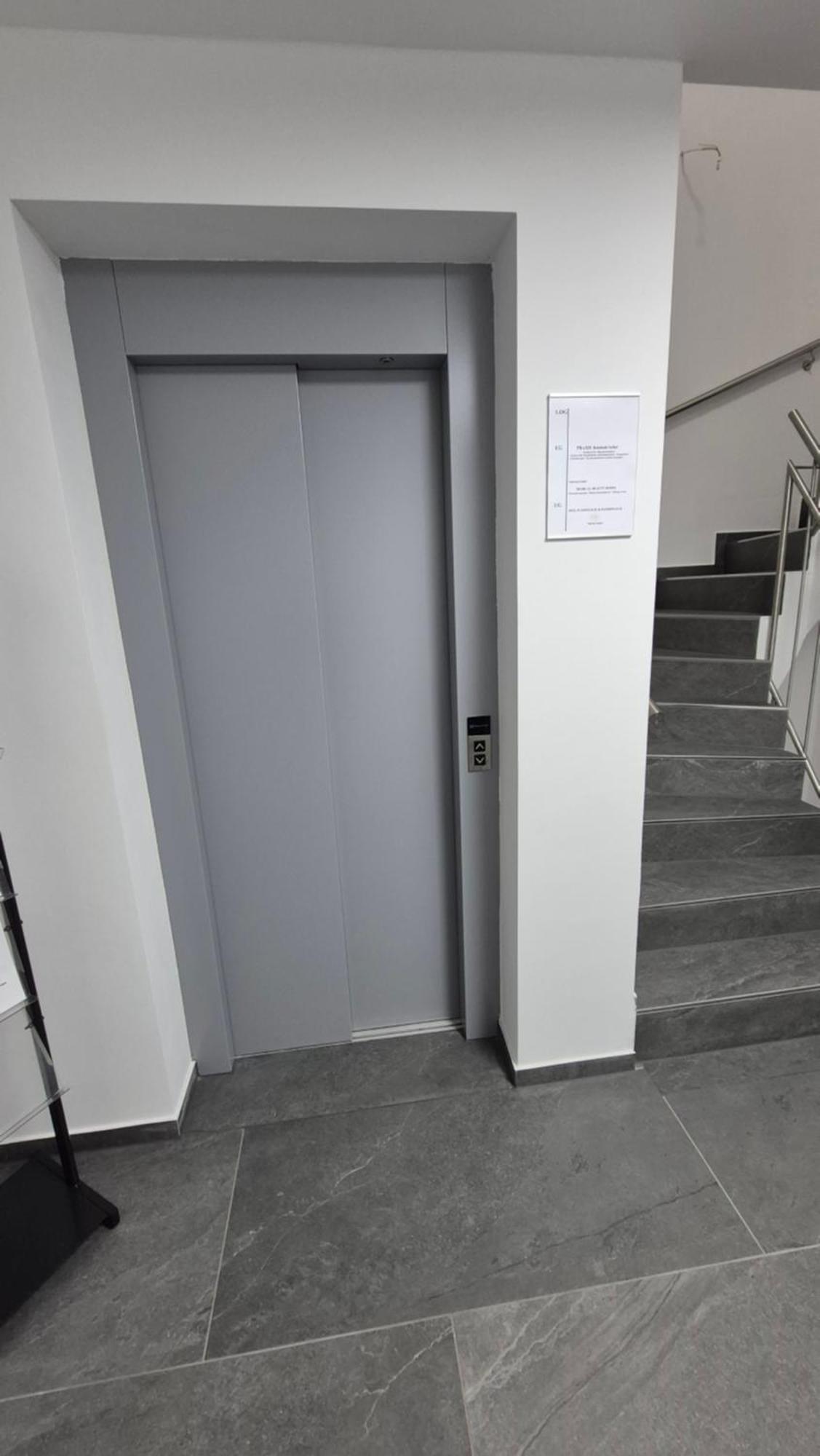 Apartments Seibel Doppel-Zweibettzimmer Mit Bad Reutlingen Bagian luar foto