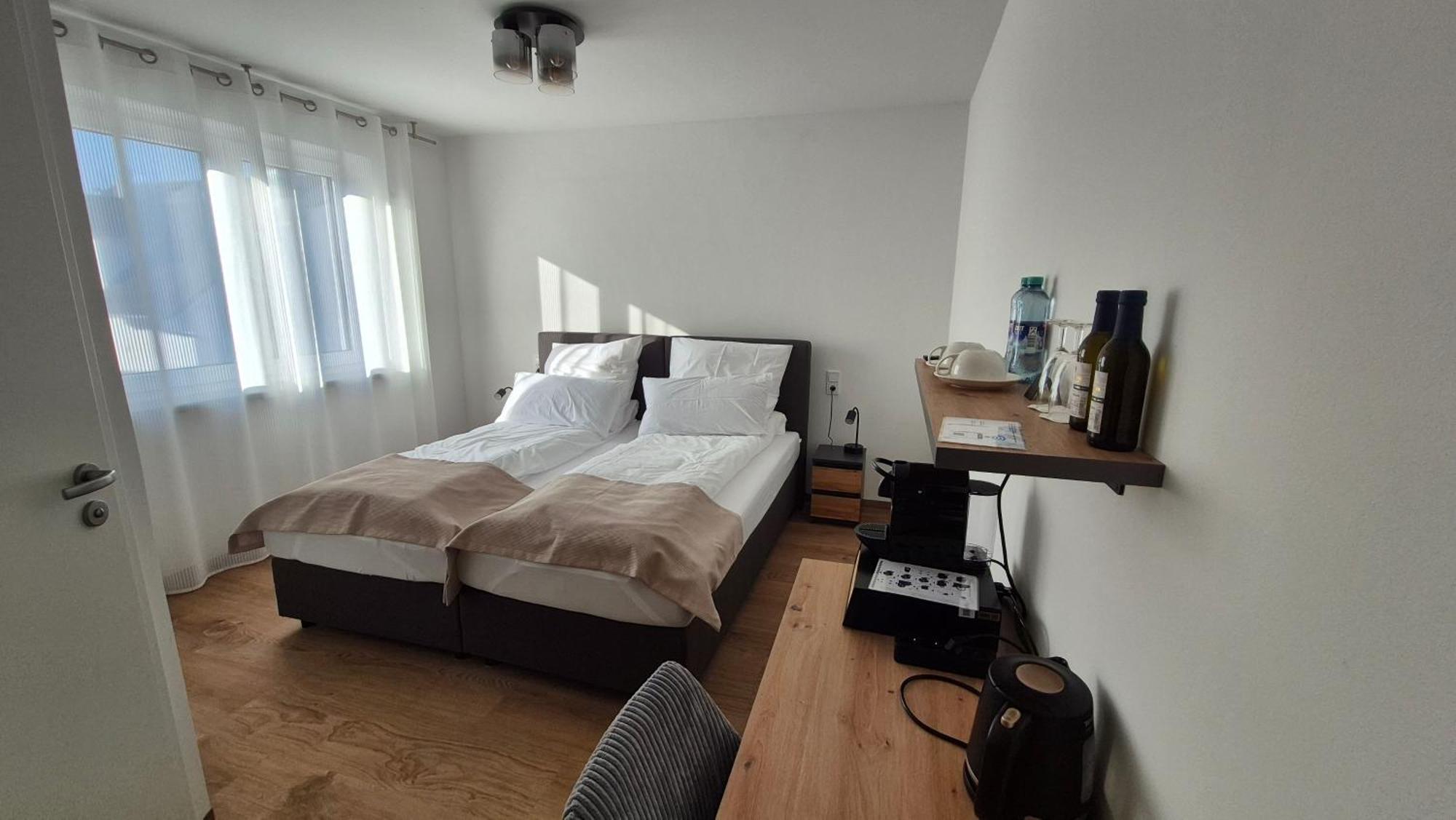 Apartments Seibel Doppel-Zweibettzimmer Mit Bad Reutlingen Bagian luar foto